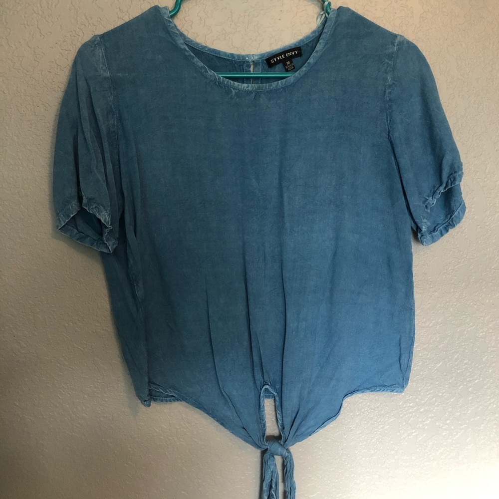 Denim bottom tie shirt